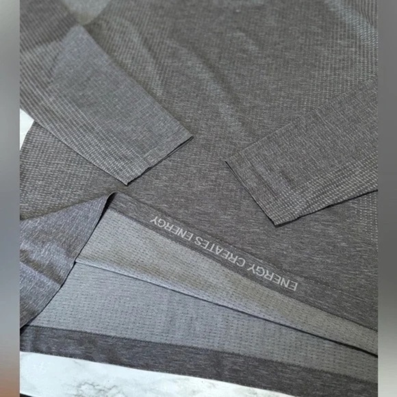 LULULEMON - Metal Vent Tech Long-Sleeve Shirt Size Medium - Picture 9 of 12